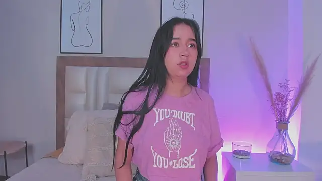 LaraGoldd online show from September 30, 12:27 am