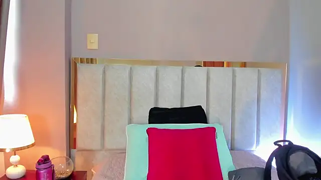 LaraGoldd online show from November 11, 12:22 pm