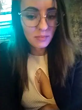 saidaskye online show from February 11, 12:59 am