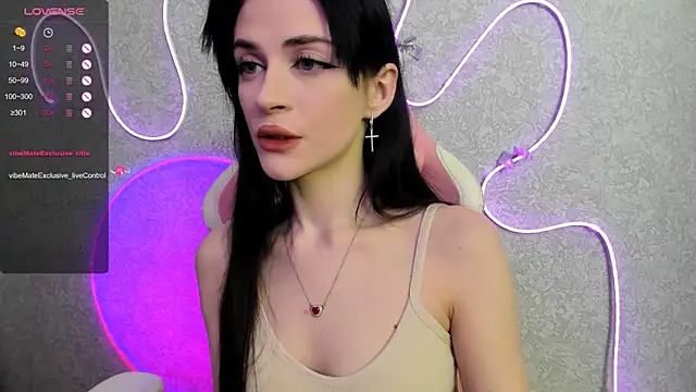 Molly Crystall online show from May 24, 3:39 am