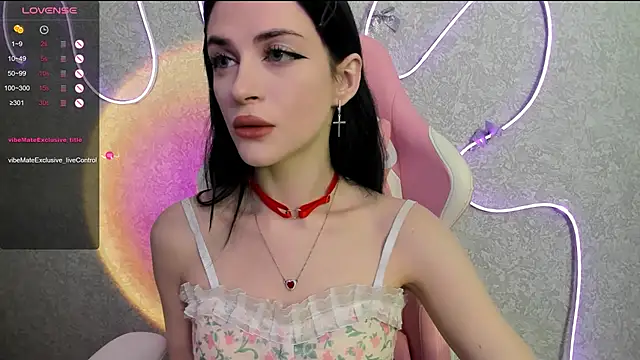 Molly Crystall online show from May 31, 3:23 am