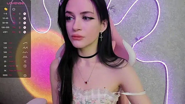 Molly Crystall online show from July 12, 3:18 am