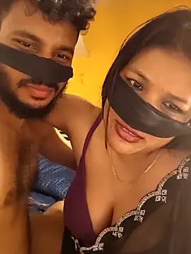 Snapshot of Radhikadavi879 chatting on October 20, 6:52 pm Radhikadavi879 online show from October 20, 6:52 pm