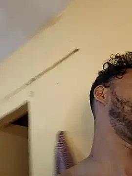 Snapshot of Radhikadavi879 chatting on November 28, 9:48 pm Radhikadavi879 online show from November 28, 9:48 pm