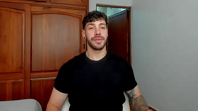 Guyinthemountain online show from June 3, 4:33 pm