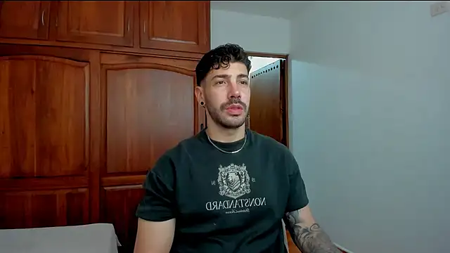 Guyinthemountain online show from May 29, 1:06 pm