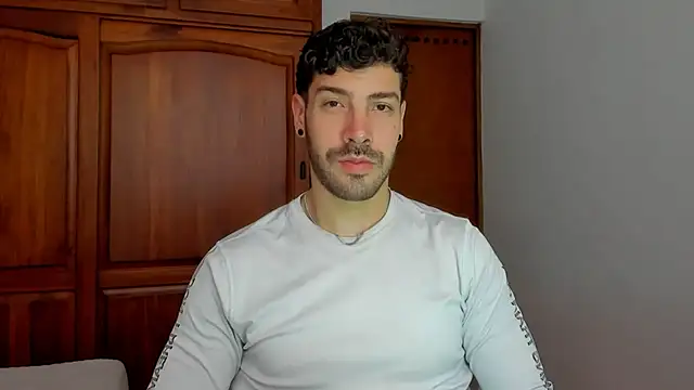 Guyinthemountain online show from May 8, 1:37 pm