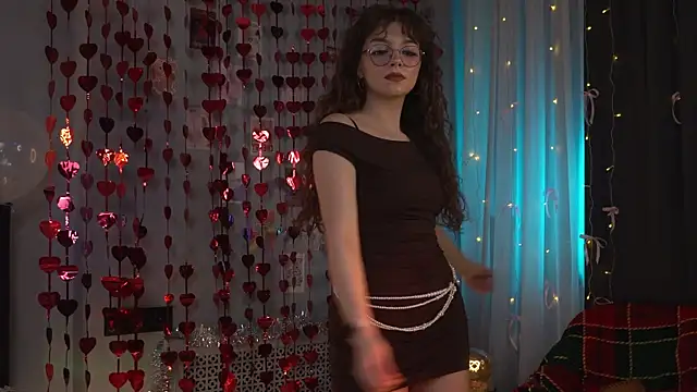 Snapshot of FlairEdgin chatting on February 19, 7:11 pm FlairEdgin online show from February 19, 7:11 pm