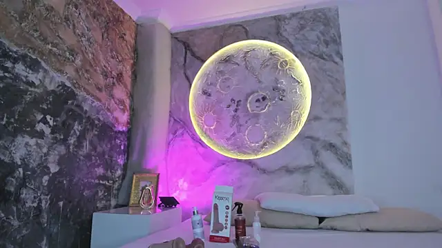 JulietaKane online show from January 8, 5:46 am