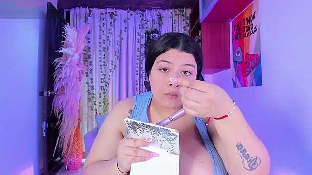 JulietaKane online show from May 23, 10:09 pm