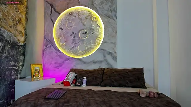 JulietaKane online show from January 11, 4:08 am