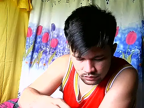HairyHottestpinoyHandsome online show from May 22, 2:42 am