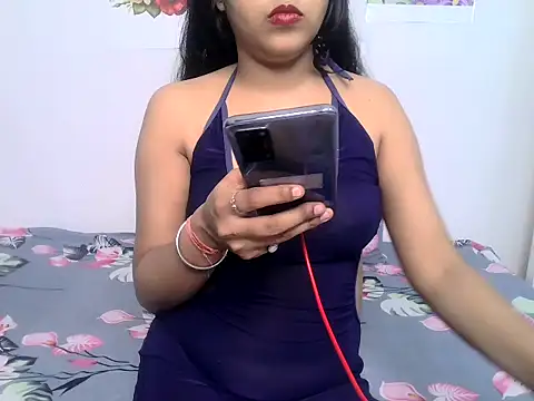 DILRUBA-JAN online show from September 13, 3:12 pm