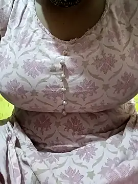 delhi gril online show from January 5, 8:31 pm