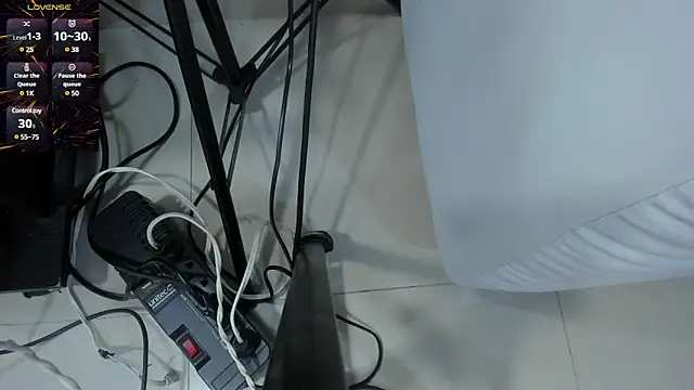 TOWERS21  online show from February 14, 2:07 am