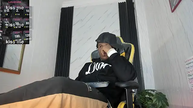 TOWERS21  online show from January 3, 8:32 pm