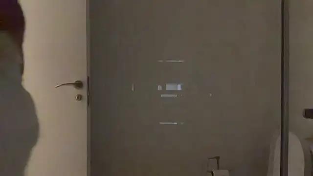 leaxoxo online show from December 3, 8:11 pm