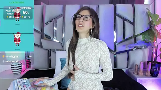  jade white  online show from December 1, 1:34 pm