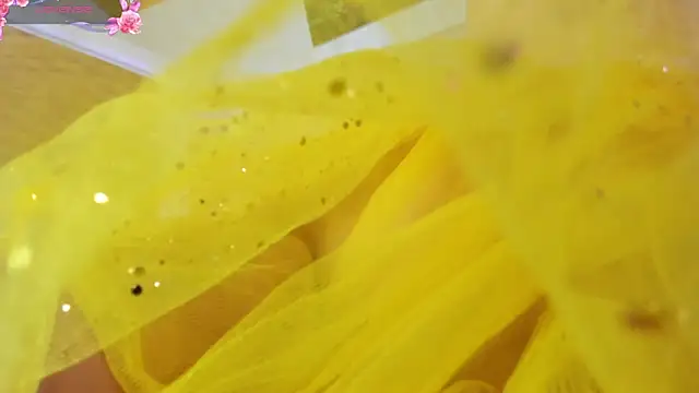  jade white  online show from March 3, 6:24 pm