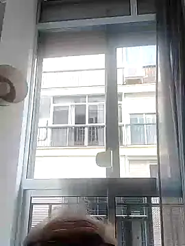 Snapshot of Satiro_Sevilla chatting on February 4, 4:39 pm Satiro Sevilla online show from February 4, 4:39 pm