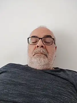 Satiro Sevilla online show from March 25, 4:06 pm