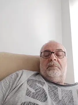 Satiro Sevilla online show from April 3, 2:12 pm