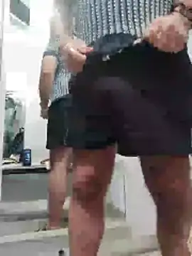 Snapshot of Satiro_Sevilla chatting on May 17, 10:48 am Satiro Sevilla online show from May 17, 10:48 am