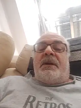 Satiro Sevilla online show from October 28, 3:22 pm