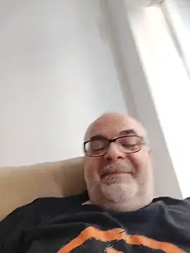 Satiro Sevilla online show from March 18, 3:57 pm