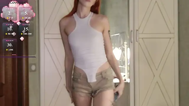 Snapshot of hard_candyy chatting on June 19, 5:30 pm hard candyy online show from June 19, 5:30 pm