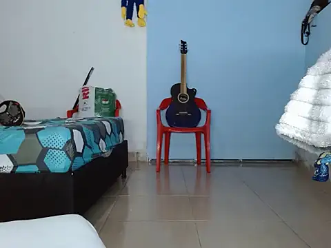 latino hotxxx online show from April 13, 7:07 pm