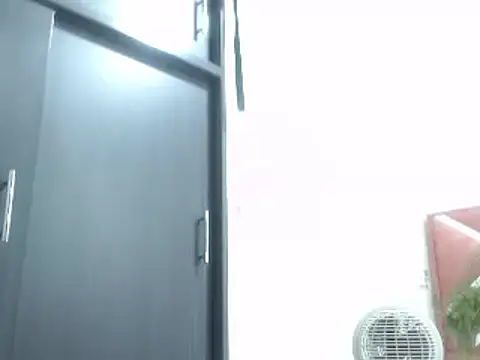 Snapshot of moan_sex2 chatting on March 14, 9:46 am moan sex2 online show from March 14, 9:46 am