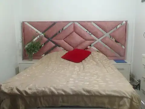 Snapshot of moan_sex2 chatting on March 14, 3:37 am moan sex2 online show from March 14, 3:37 am