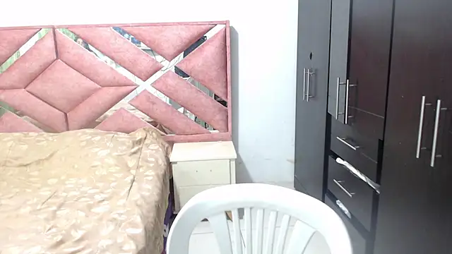 moan sex2 online show from May 3, 3:11 am