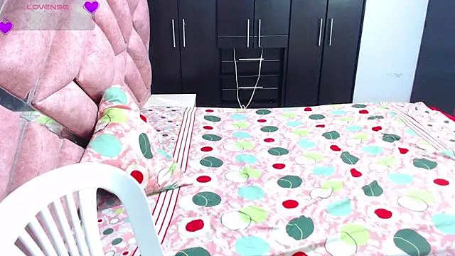 moan sex2 online show from April 12, 3:43 am