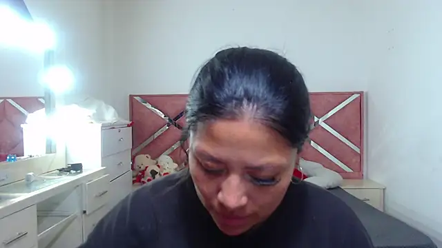 Snapshot of moan_sex2 chatting on November 18, 9:29 pm moan sex2 online show from November 18, 9:29 pm