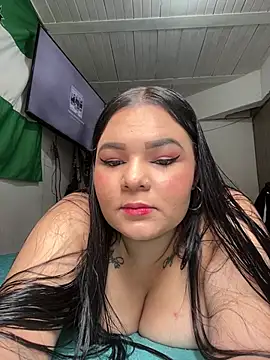KatyaPittman online show from May 5, 4:32 pm
