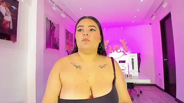 KatyaPittman online show from April 12, 1:03 pm