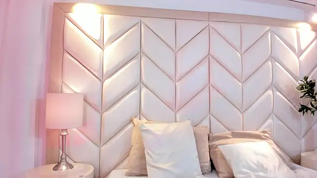 NairobiLee online show from April 14, 11:48 am