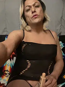 HoneyBdaQueen online show from January 18, 10:49 am