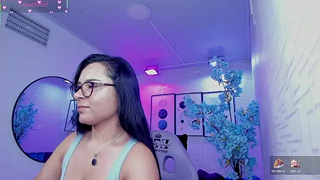 Tiara rr online show from January 9, 3:13 am