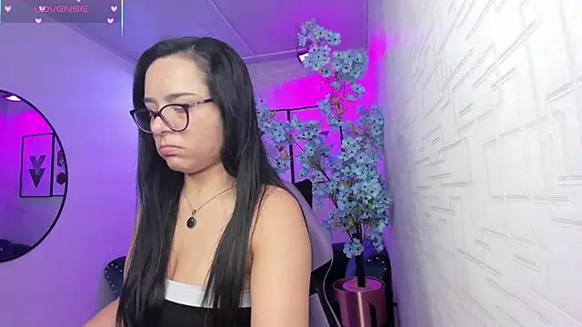 Tiara rr online show from January 17, 3:32 am