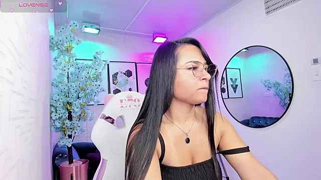 Tiara rr online show from March 21, 3:41 am