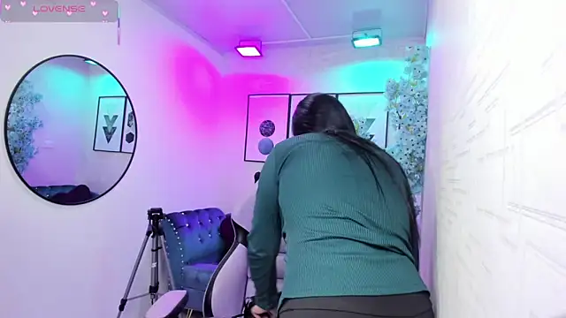 Tiara rr online show from April 9, 3:19 am