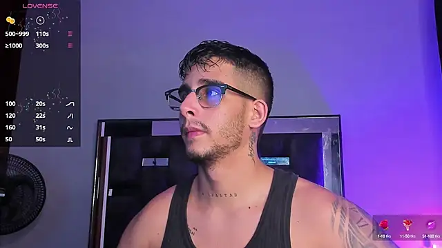 iamcamiloo  online show from March 11, 11:58 pm