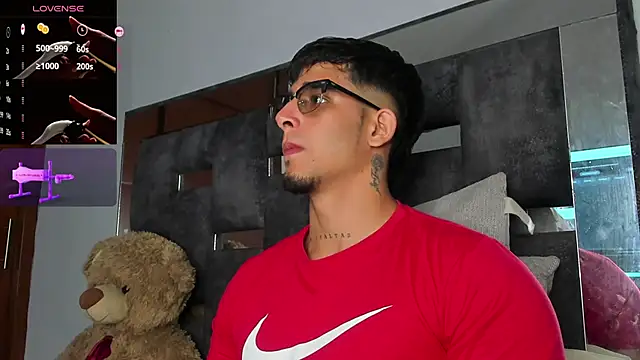 iamcamiloo  online show from September 30, 5:35 am