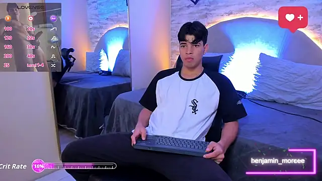 Snapshot of Benjamin_More chatting on September 9, 12:03 pm Benjamin More online show from September 9, 12:03 pm