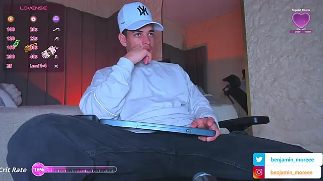 Snapshot of Benjamin_More chatting on November 23, 7:57 pm Benjamin More online show from November 23, 7:57 pm