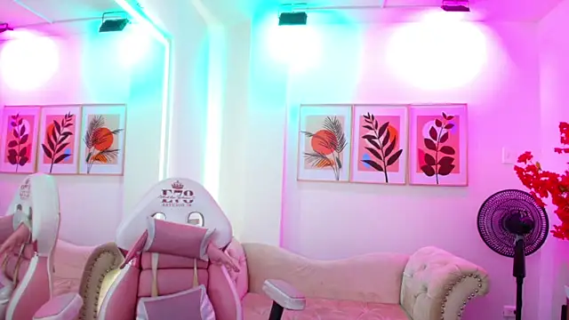 Ema louis  online show from April 2, 7:09 pm