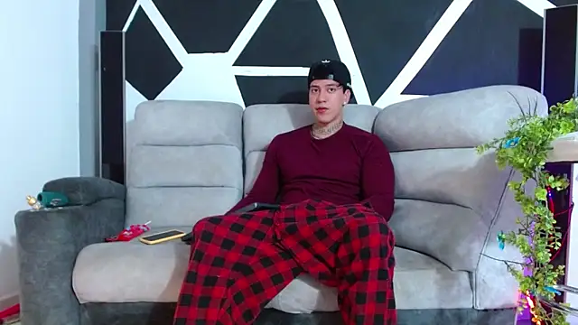 JUSTIN FULLER1 online show from November 15, 3:16 pm